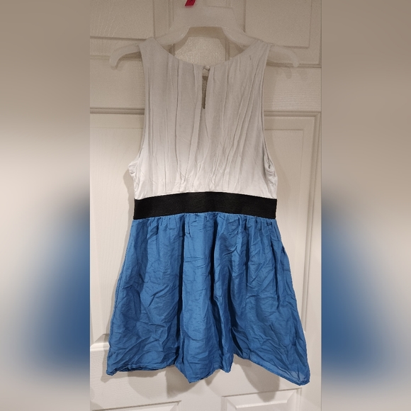 TWENTY ONE DRESS !! - Picture 2 of 3